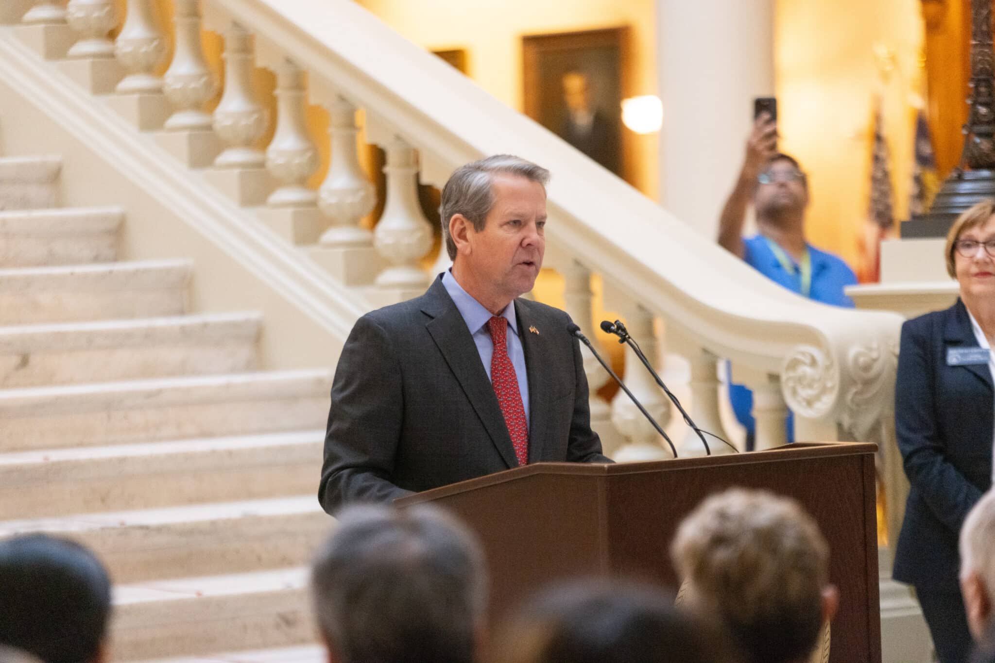 Miura Visits Georgia State Capitol